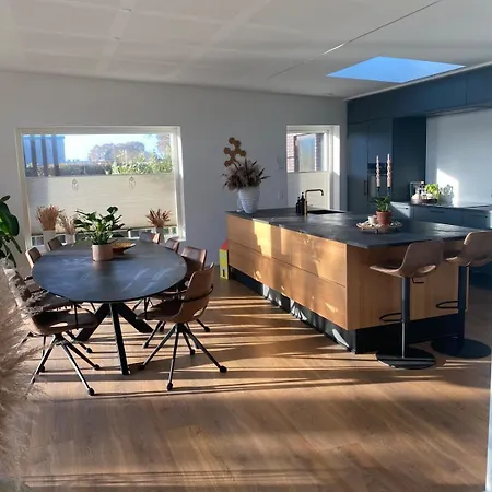 A Luxurious Gem Βίλα Egå