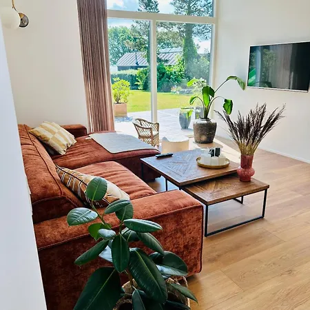 A Luxurious Gem Egå